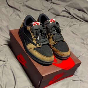 Nike Travis Scott Jordan one low
